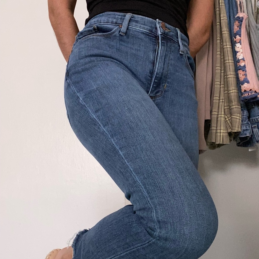 Banana Republic Mid Rise Crop Flare Jeans